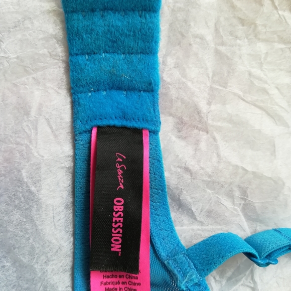 Obsession lace pushup bra - Picture 3 of 4